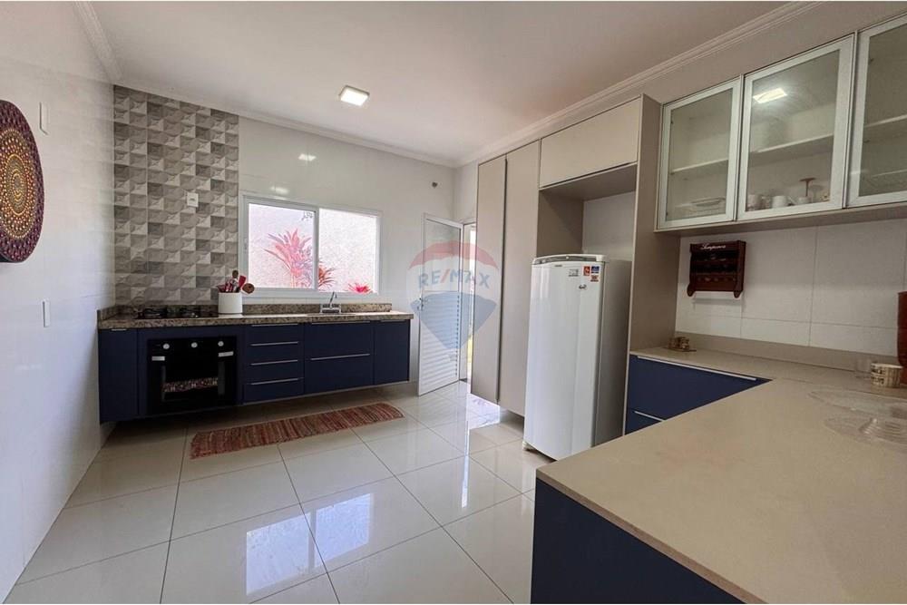 Casa - Venda - Bragança Paulista , São Paulo - photo_5042198984990502706_y.jpg - 690041018-308