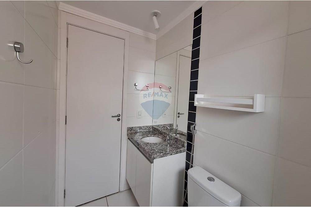 Apartamento para alugar com 2 quartos, 66m² - Foto 16