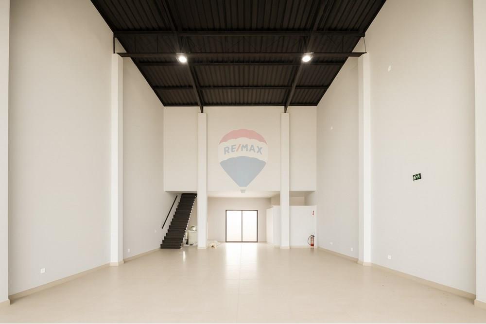 Ponto Comercial/ Loja - Alugar - Santa Bárbara d'Oeste , São Paulo - b1.jpg - 690231083-31