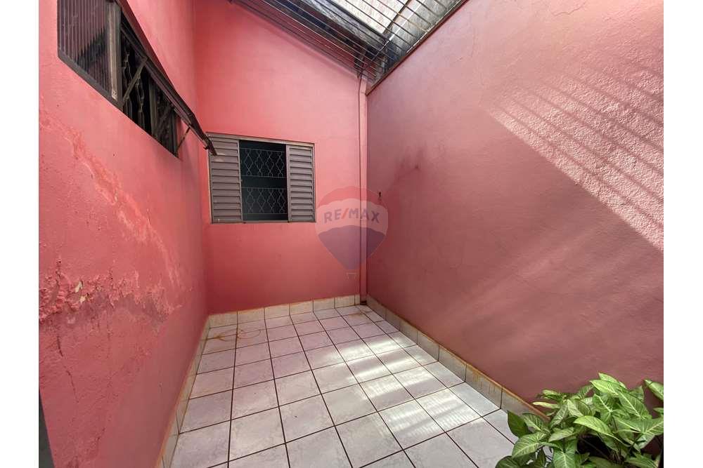 Casa à venda com 3 quartos, 174m² - Foto 16