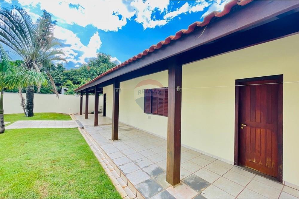 Casa de Condomínio - Alugar - Holambra , São Paulo - WhatsApp Image 2026-01-20 at 16.42.22.jpeg - Jardim Externo - 690671009-94