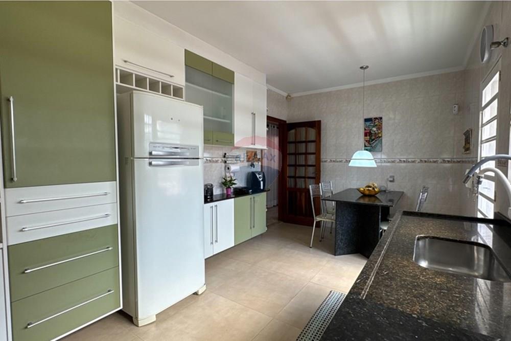 Casa - Venda - Bragança Paulista , São Paulo - DJI_20250630_120232_775.jpg - Cozinha - 690041040-57