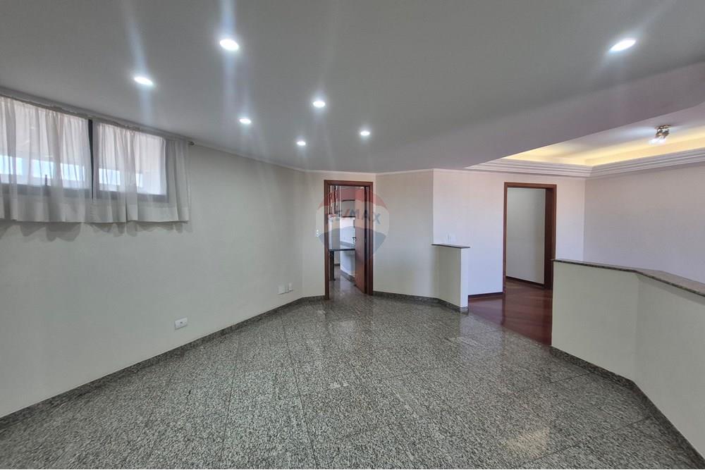 Apartamento à venda com 4 quartos, 221m² - Foto 43