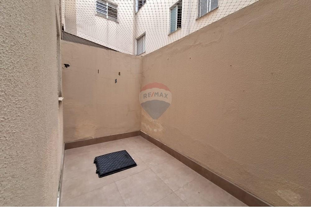 Apartamento à venda com 2 quartos, 54m² - Foto 31