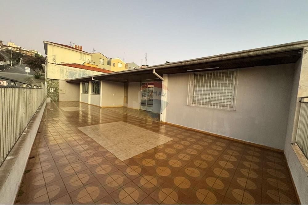 Casa Comercial - Alugar - Bragança Paulista , São Paulo - WhatsApp Image 2025-03-24 at 10.37.30 (2).jpeg - 690041127-26