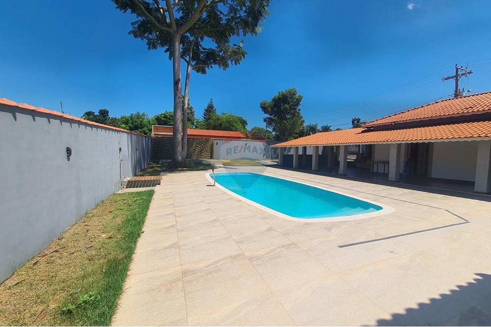 Casa para alugar com 3 quartos, 343m² - Foto 25