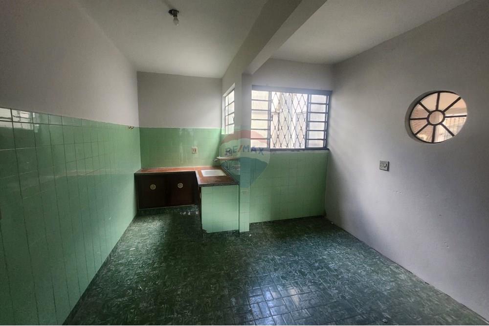 Casa à venda com 2 quartos, 131m² - Foto 8