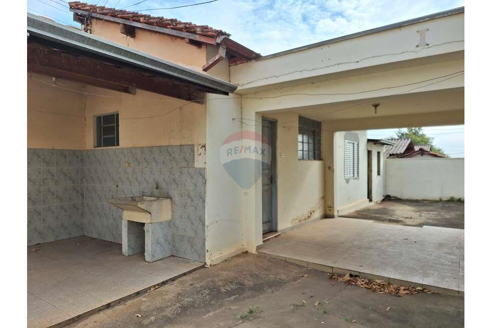 Casa à venda com 6 quartos, 249m² - Foto 77