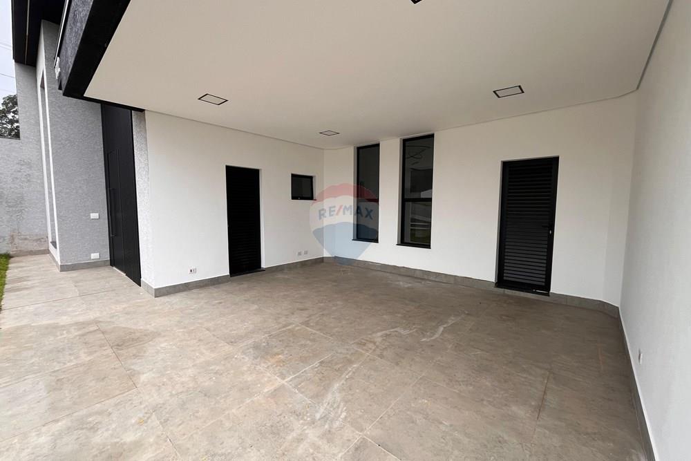 Casa de Condomínio - Venda - Bragança Paulista , São Paulo - WhatsApp Image 2026-03-18 at 10.02.39.jpeg - Garagem - 690041213-10