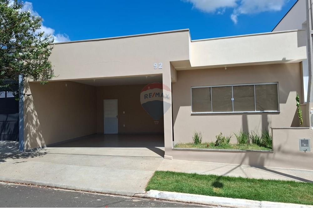 Casa - Alugar - São Carlos , São Paulo - Fachada 2.jpeg - 691001004-34