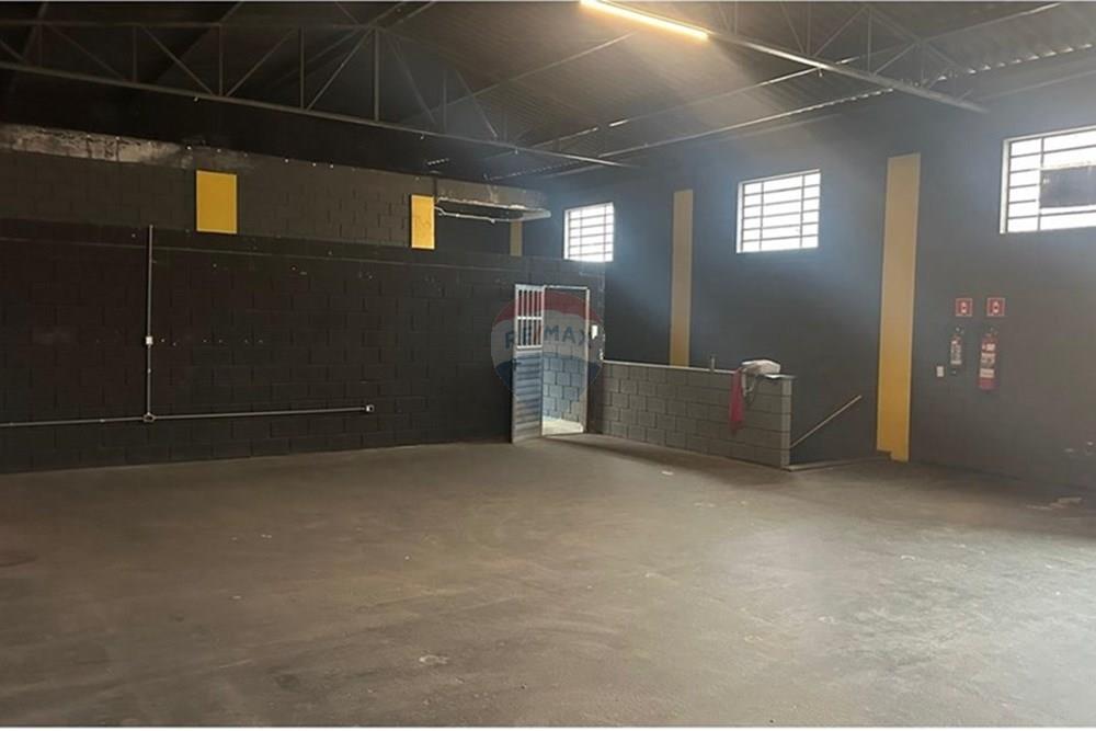 Ponto Comercial/ Loja - Alugar - Atibaia , São Paulo - WhatsApp Image 2025-12-11 at 13.13.14 (4).jpeg - 690921136-4