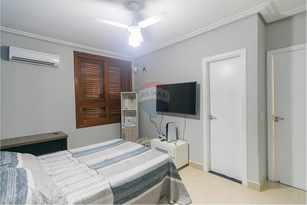 Casa para alugar com 5 quartos, 450m² - Foto 34