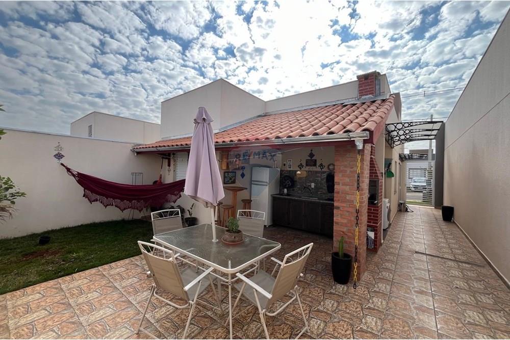 Casa para alugar com 2 quartos, 60m² - Foto 18