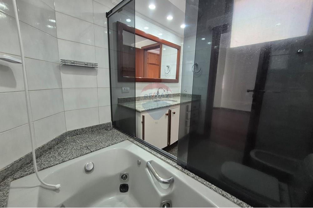 Apartamento à venda com 4 quartos, 221m² - Foto 65