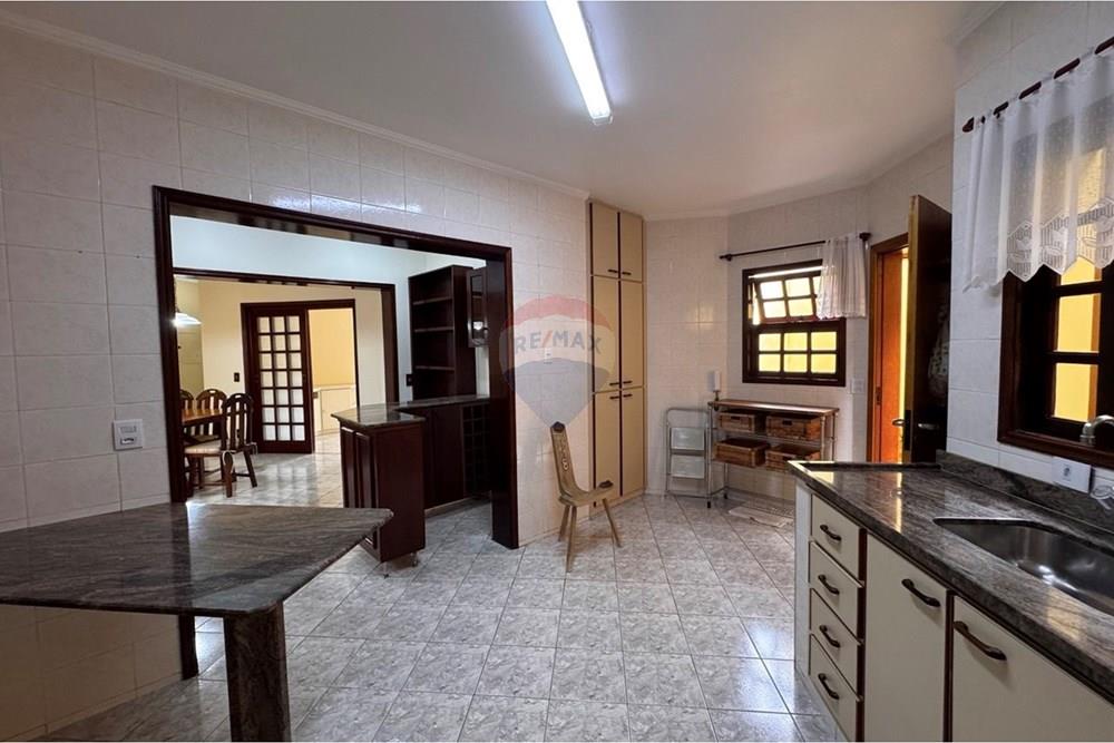 Casa - Venda - Bragança Paulista , São Paulo - photo_2026-01-28_15-30-54.jpg - Cozinha - 690041052-136