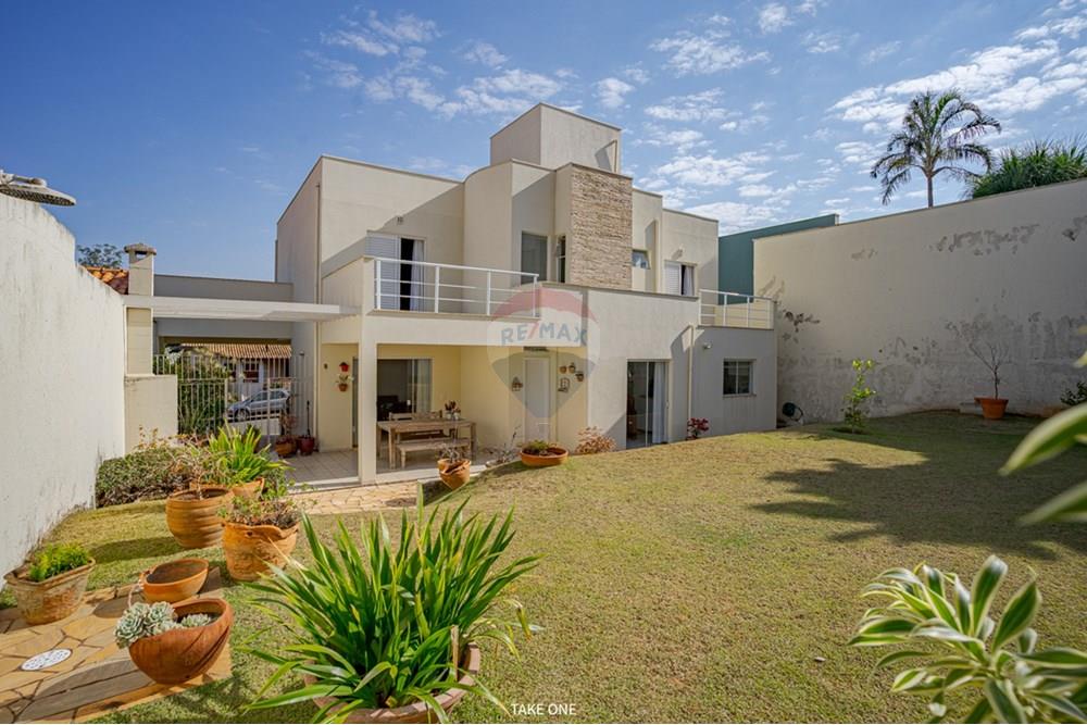 Casa de Condomínio - Venda - Campinas , São Paulo - 01fotos_040 iracema quintal.jpg - 690131098-31