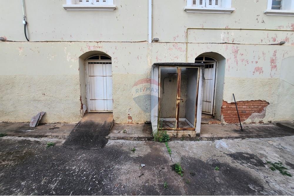 Prédio Inteiro para alugar com 3 quartos, 146m² - Foto 33