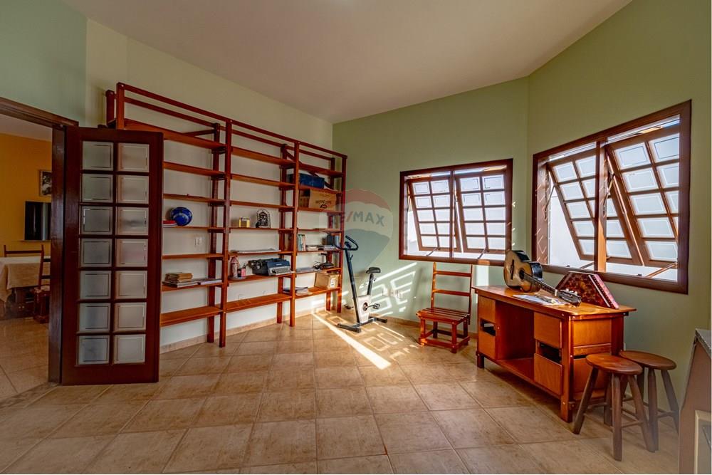 Casa de Campo - Venda - Atibaia , São Paulo - 8 - Vale das Flores.jpg - Escritório - 690921092-7