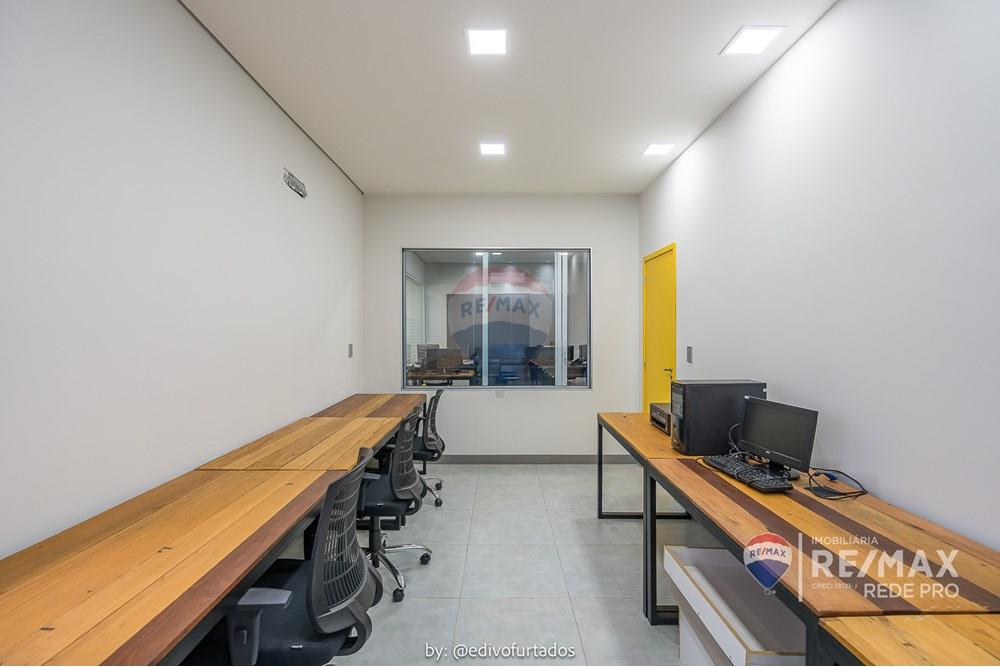 Cj. Comercial/ Sala - Alugar - Valinhos , São Paulo - EDI05536EDIVO FURTADO - RG98002306922SSPCE - REMAX REDE PRO II - 690851090-47.jpg - 690851090-52