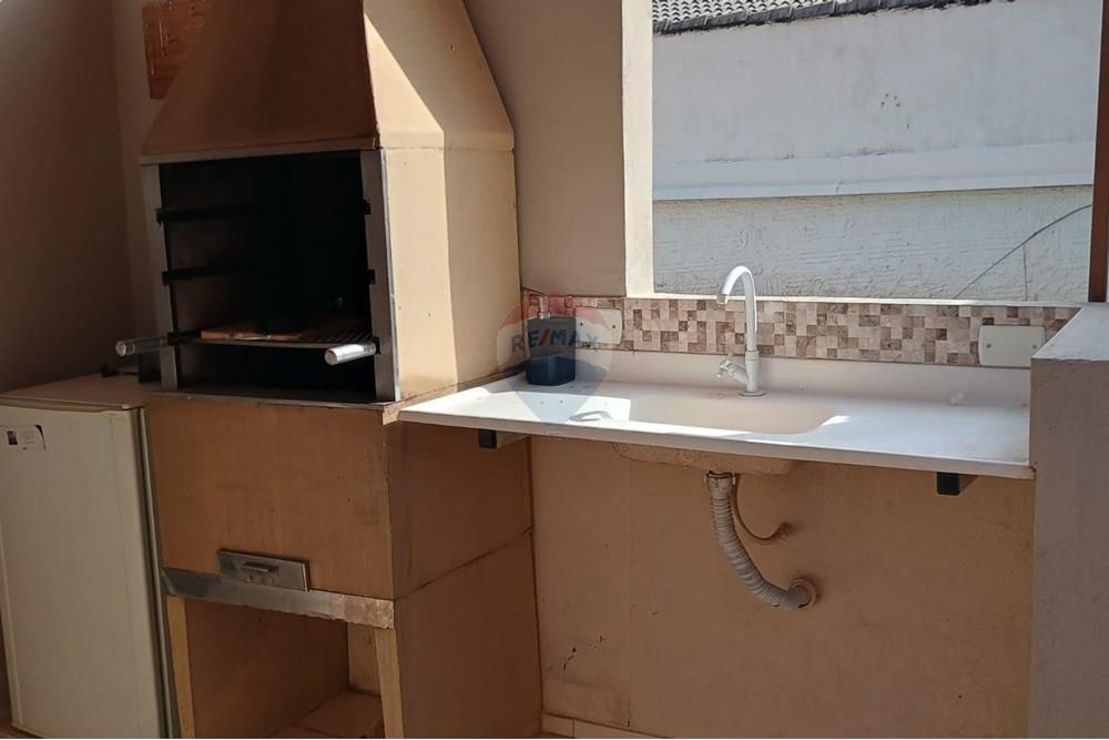 Casa para alugar com 2 quartos, 98m² - Foto 30