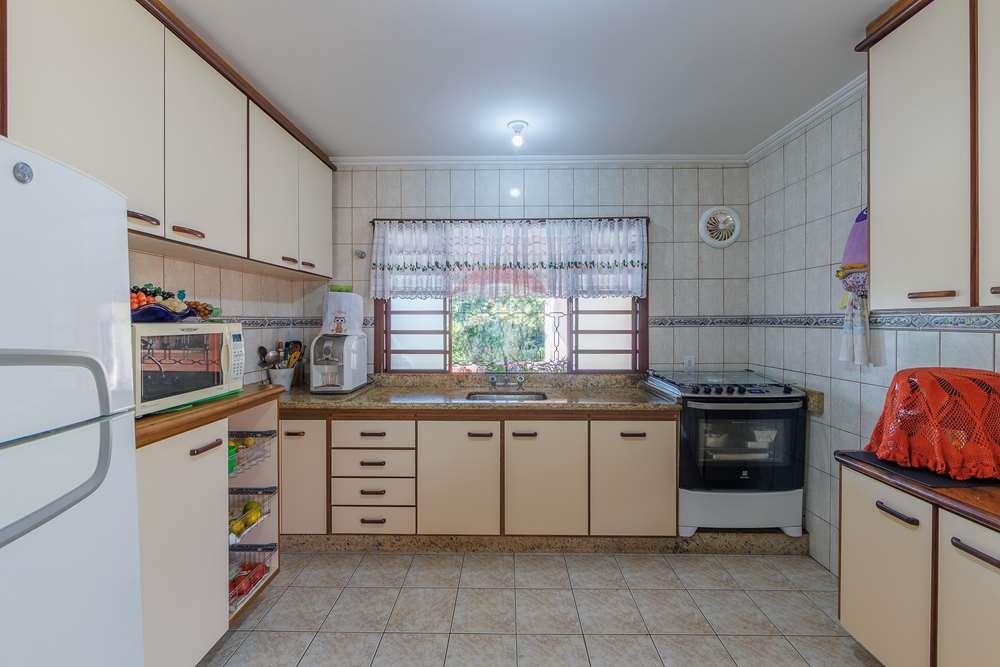 Chácara / Sítio / Fazenda - Venda - Vinhedo , São Paulo - TakeDroneBr-40859.jpg - Jardim Interno - 690941021-49