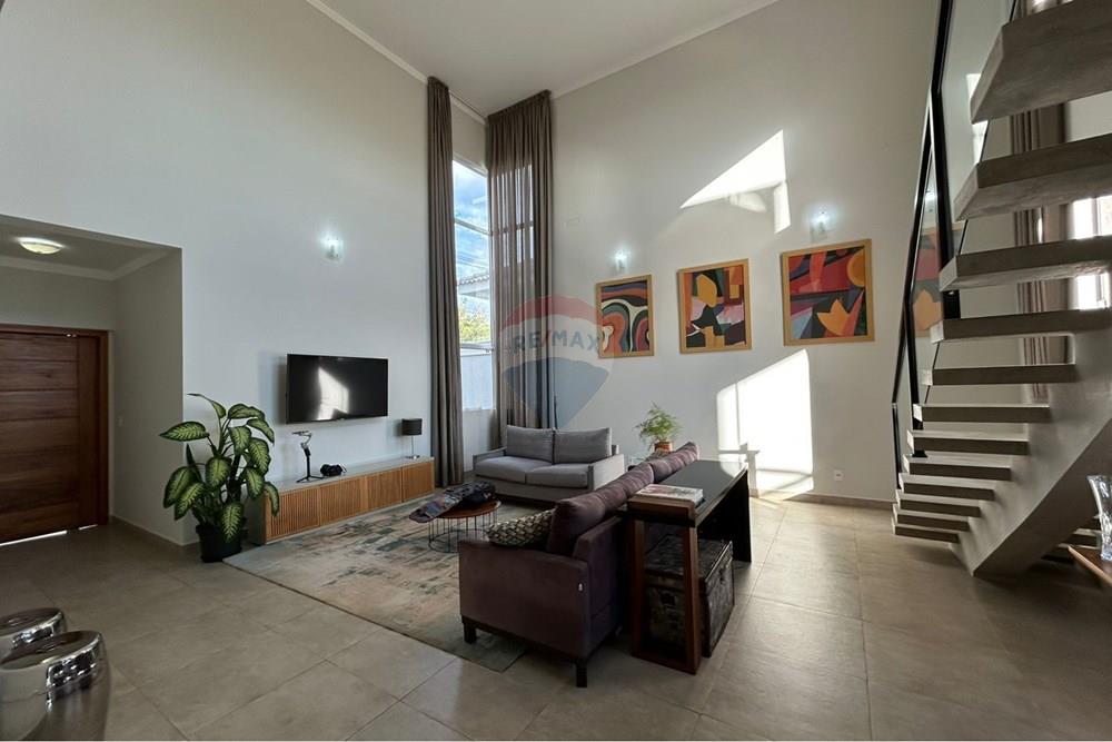 Casa de Condomínio - Venda - Salto , São Paulo - WhatsApp Image 2026-03-28 at 13.28.05 (1).jpeg - Sala de estar - 690651007-54