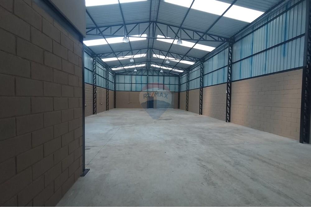 Galpão - Alugar - Bragança Paulista , São Paulo - WhatsApp Image 2026-03-18 at 10.57.25 (1).jpeg - 690041127-187