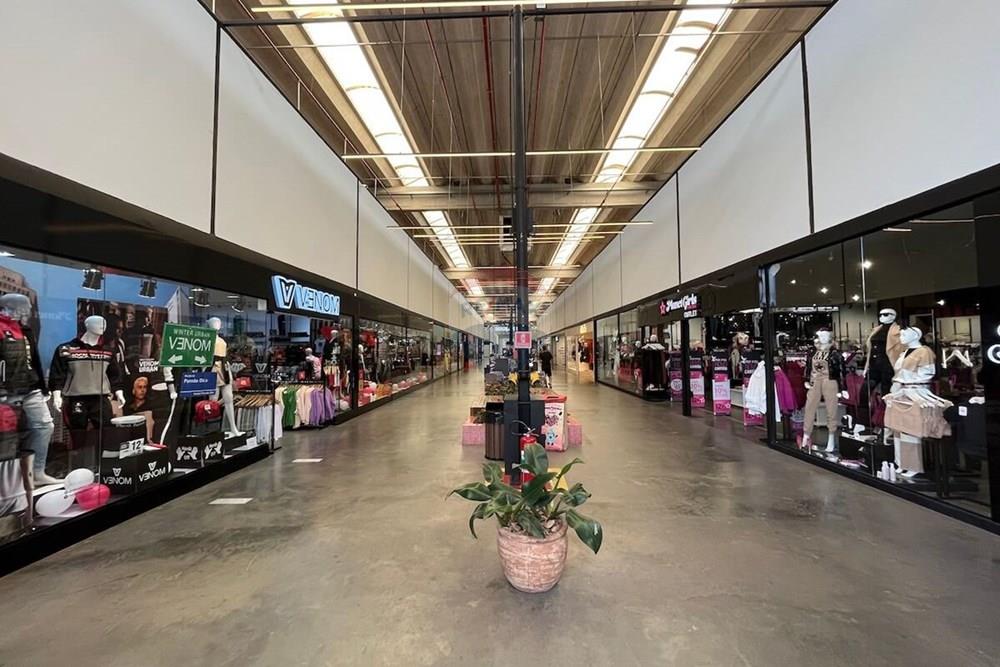 Casa Comercial - Alugar - Atibaia , São Paulo - atibaia-outlet2.jpeg - 690921136-1