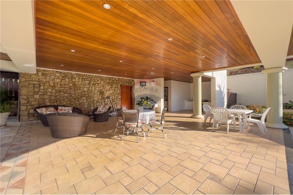 Casa - Venda - Valinhos , São Paulo - 66 - 691091001-209