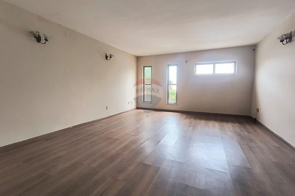 Casa - Alugar - Bragança Paulista , São Paulo - WhatsApp Image 2026-03-10 at 21.42.50.jpeg - 690041001-257