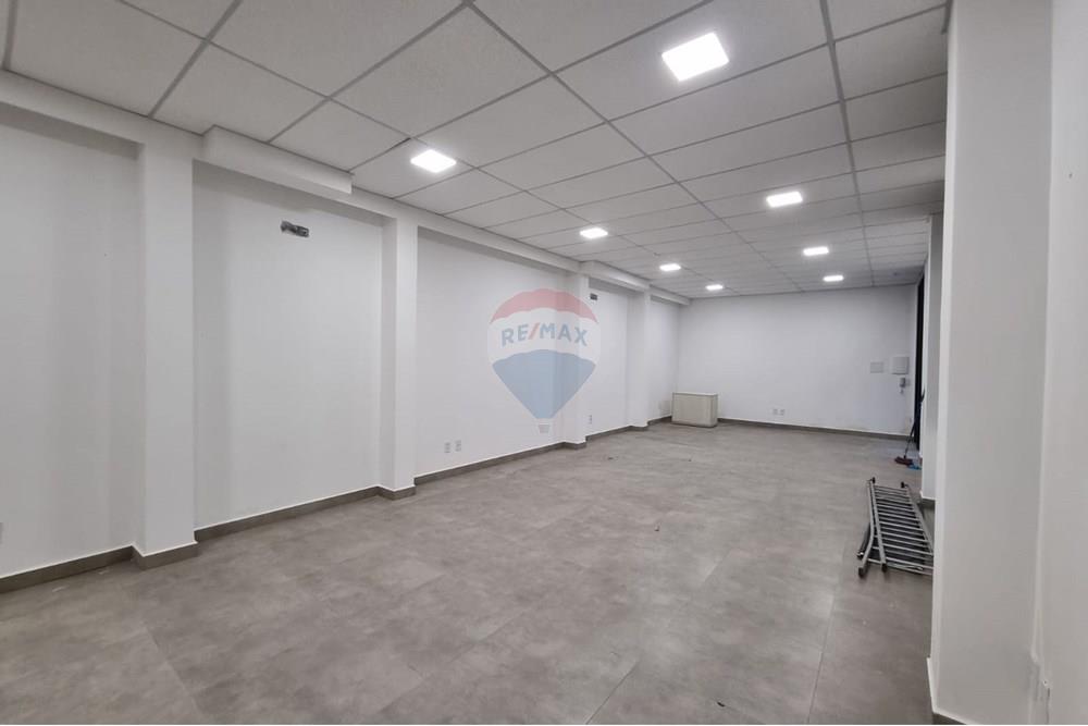 Cj. Comercial/ Sala - Alugar - Bragança Paulista , São Paulo - sala 03 foto 5.jpg - 690041051-61