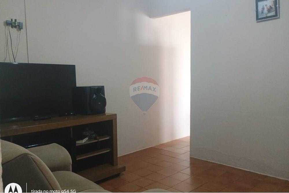 Casa à venda com 2 quartos, 59m² - Foto 19