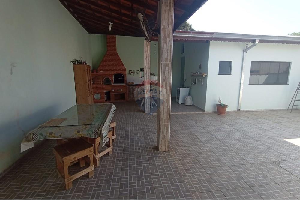 Casa à venda com 4 quartos, 199m² - Foto 3