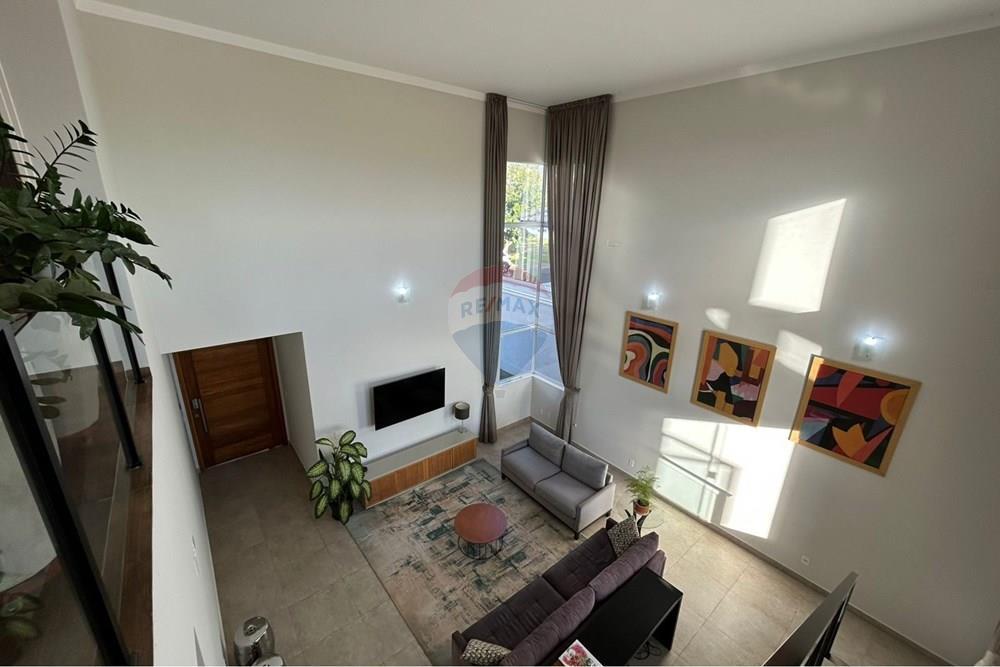 Casa de Condomínio - Venda - Salto , São Paulo - WhatsApp Image 2026-03-28 at 13.28.03 (4).jpeg - Sala de estar - 690651007-54