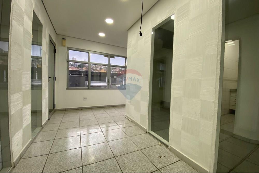 Ponto Comercial - Alugar - Bragança Paulista , São Paulo - WhatsApp Image 2026-03-09 at 09.46.19 (4).jpeg - 690141085-45