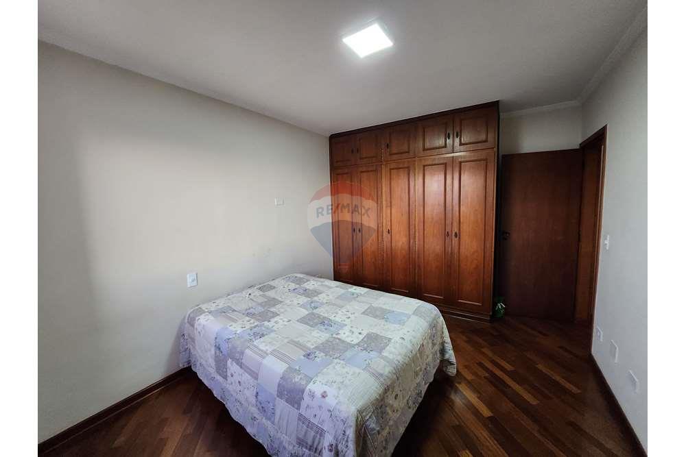 Apartamento à venda com 3 quartos, 157m² - Foto 19