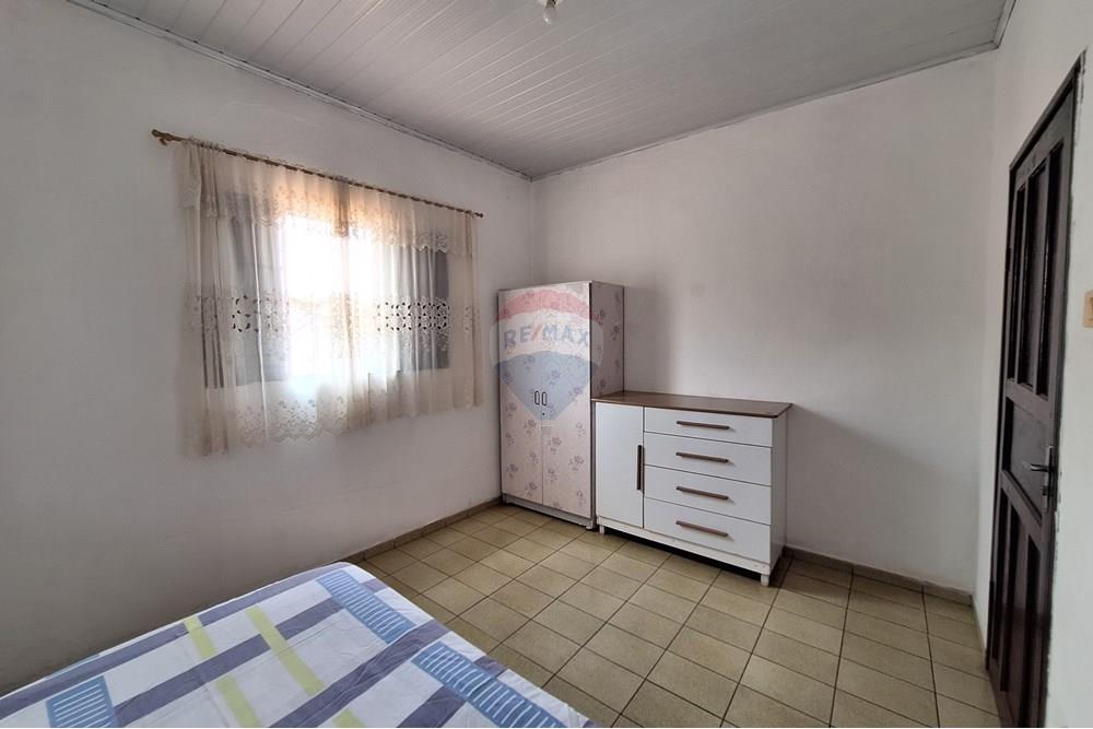 Casa à venda com 4 quartos, 240m² - Foto 25