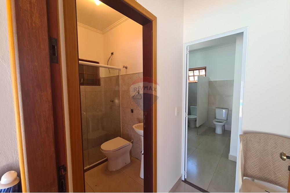 Casa para alugar com 3 quartos, 343m² - Foto 44