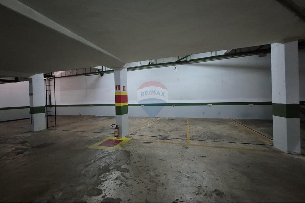Apartamento à venda com 4 quartos, 221m² - Foto 95