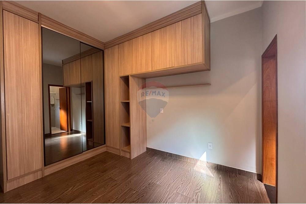 Casa - Venda - Bragança Paulista , São Paulo - photo_5060038363586431801_y.jpg - 690041018-323