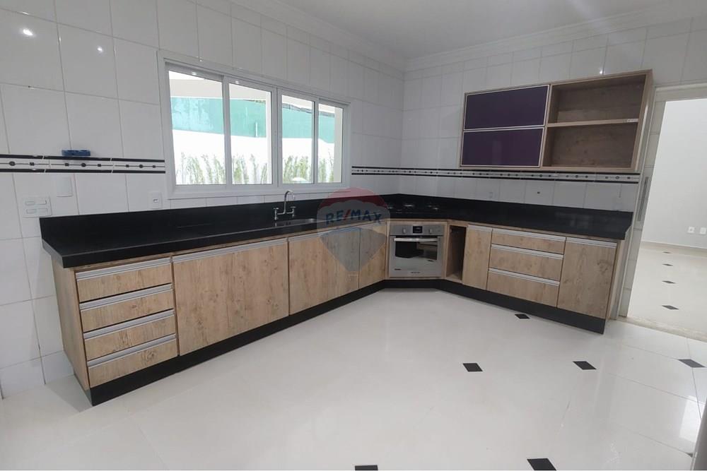 Casa de Condomínio - Alugar - Bragança Paulista , São Paulo - 7fdb6c58-60c9-40c7-9245-34478f41249e.jpg - 690041163-18