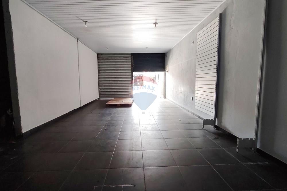 Ponto Comercial - Alugar - Bragança Paulista , São Paulo - SALÃO COM AGUAS CLARAS 12.jpg - 690041049-82