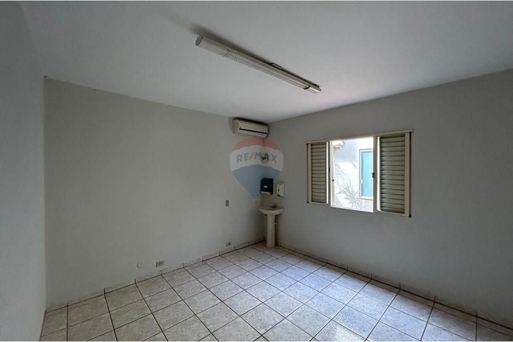 Casa Comercial - Alugar - Bragança Paulista , São Paulo - IMG-20251105-WA0031.jpg - 690141071-1