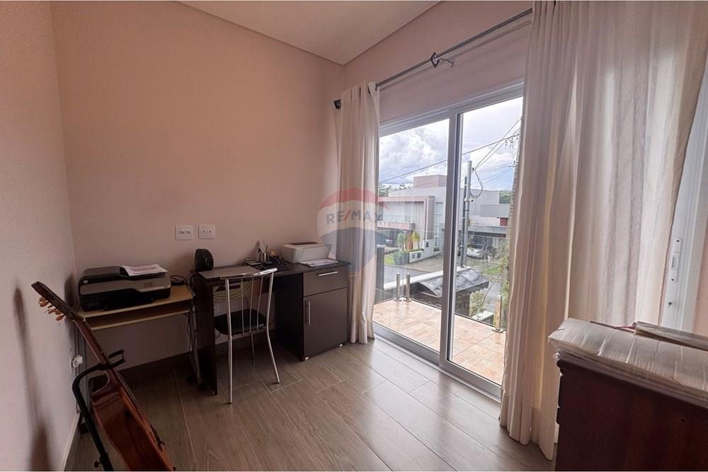 Casa de Condomínio - Venda - Bragança Paulista , São Paulo - photo_5145678160337767374_y.jpg - 690041052-135