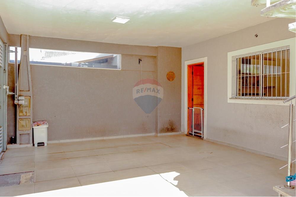 Casa - Venda - Atibaia , São Paulo - 3 - Sobrado de Esquina com 3 Quartos e 3 Vagas de Garagem.jpg - 690921092-5