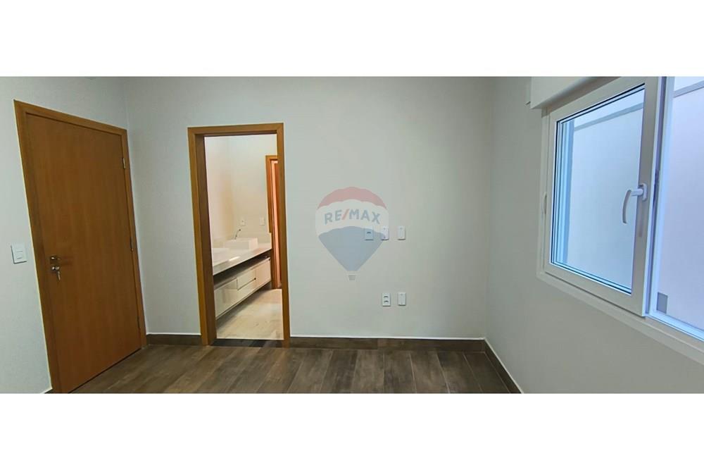 Casa de Condomínio - Alugar - Bragança Paulista , São Paulo - IMG-20250926-WA0311.jpg - 690141110-4