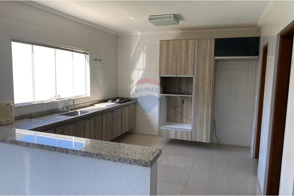 Casa de Condomínio - Alugar - Atibaia , São Paulo - WhatsApp Image 2025-06-03 at 17.02.51 (2).jpeg - Cozinha - 690471141-103