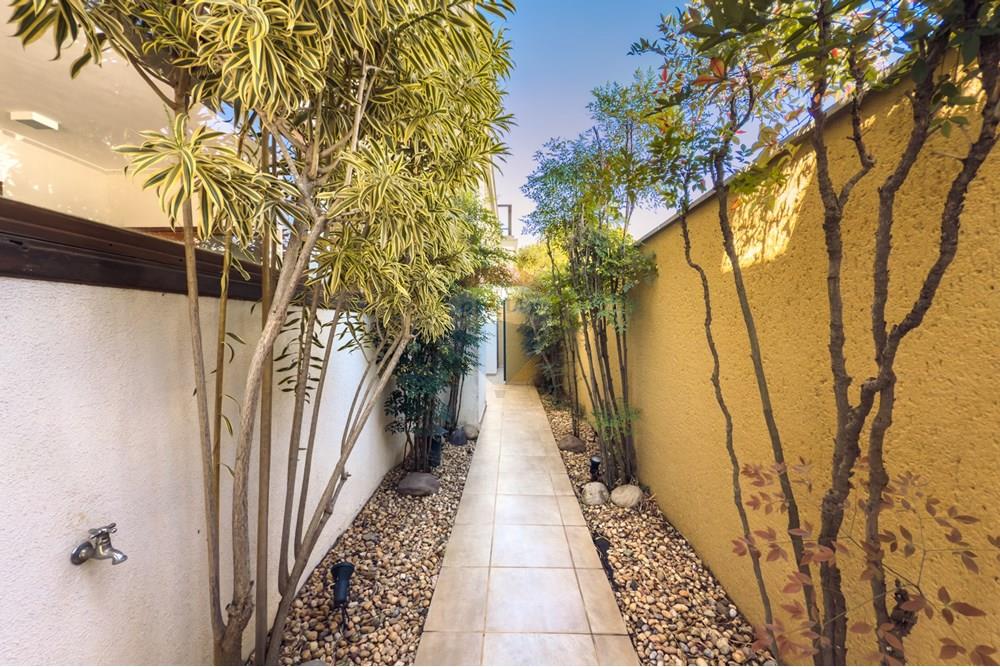 Casa de Condomínio - Venda - Indaiatuba , São Paulo - 13 - corredor lateral horiz.jpg - Corredor - 690471148-7