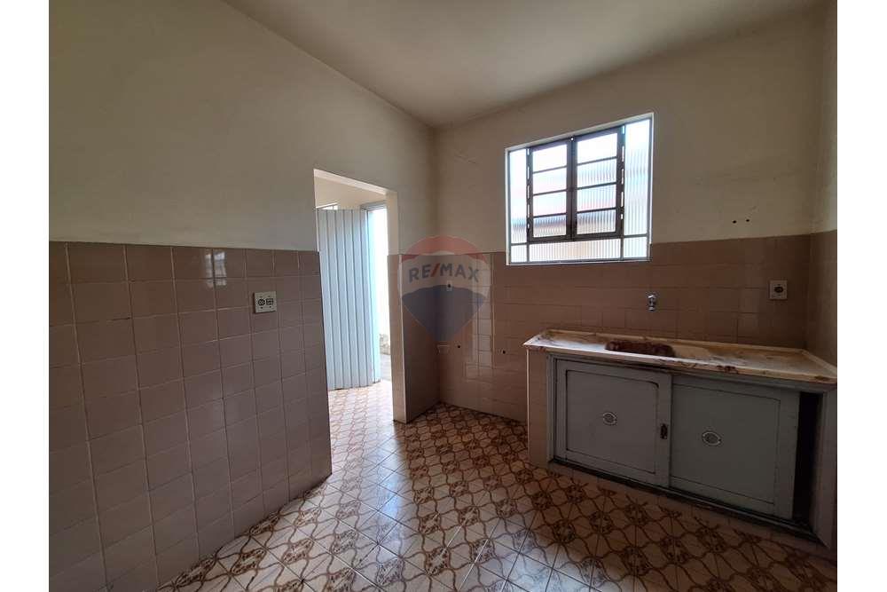 Casa à venda com 6 quartos, 249m² - Foto 104