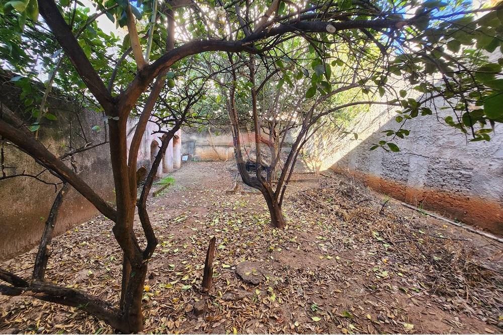 Prédio Inteiro para alugar com 3 quartos, 146m² - Foto 41